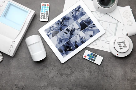 Connected devices using a residential home network Connected devices using a residential home network