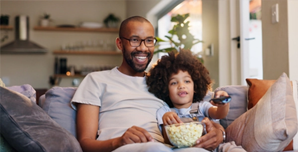 Home Video system easy to manage Father and daughter enjoining an easy to use home video system