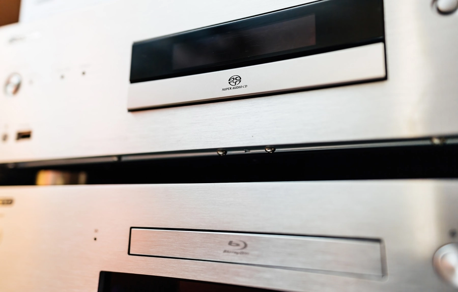 Home high end video players High End 4k and Blu-ray players for home entertainment systems