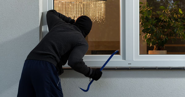 Home-reinforced-with-3M-Safety-&-Security-window-film Home reinforced with 3M™ Safety & Security window film