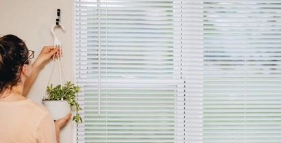 Window Blinds helps control AC efficiency Window blinds helps AC to work more efficient